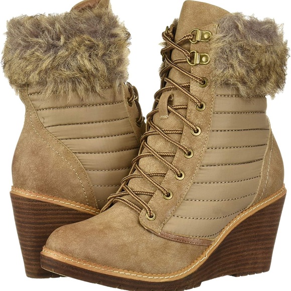Zigi soho winter wedge boots. - Picture 1 of 5